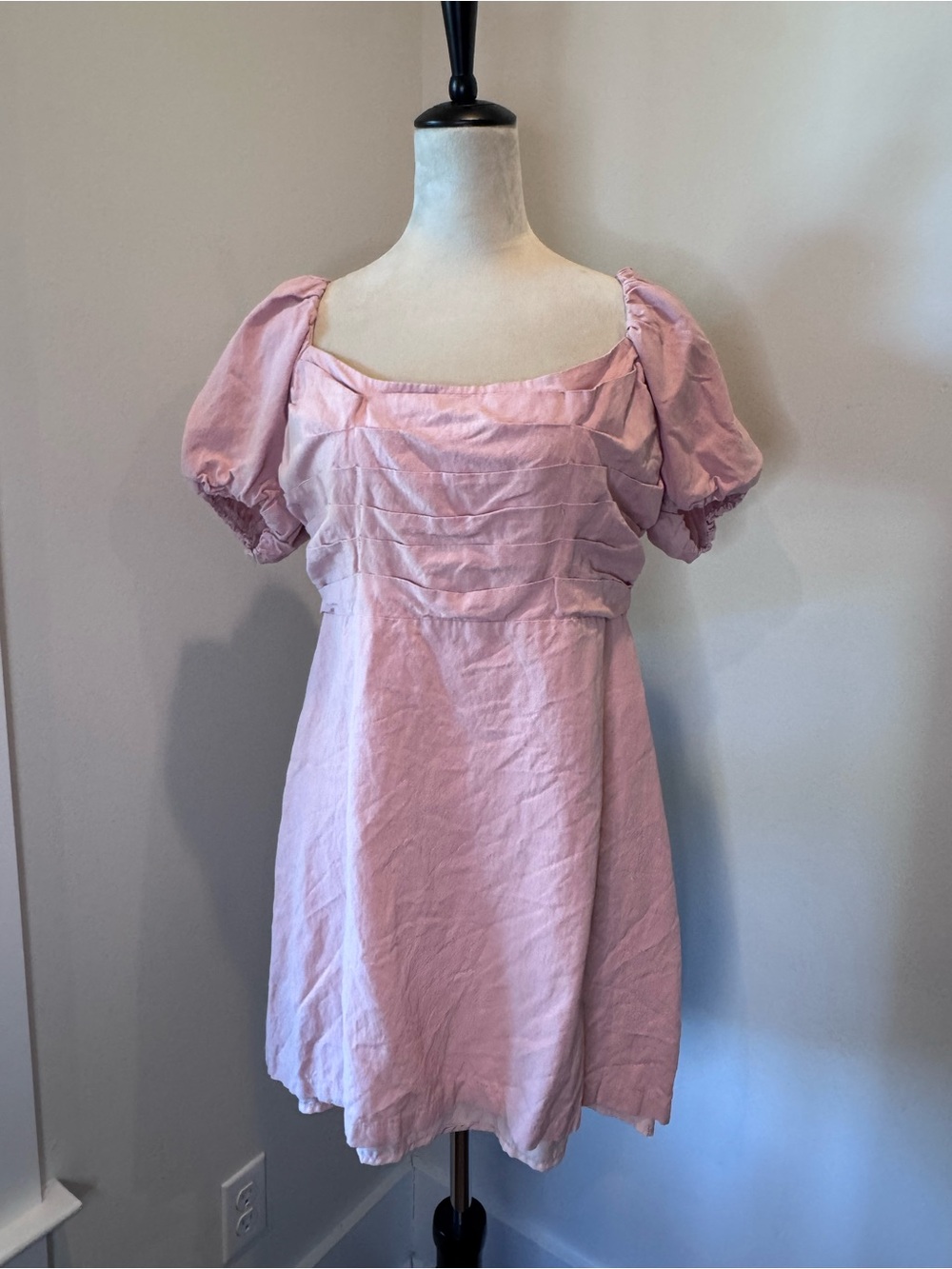 ASTR The Label Women's Pink Puff Sleeve Square Neck Dress